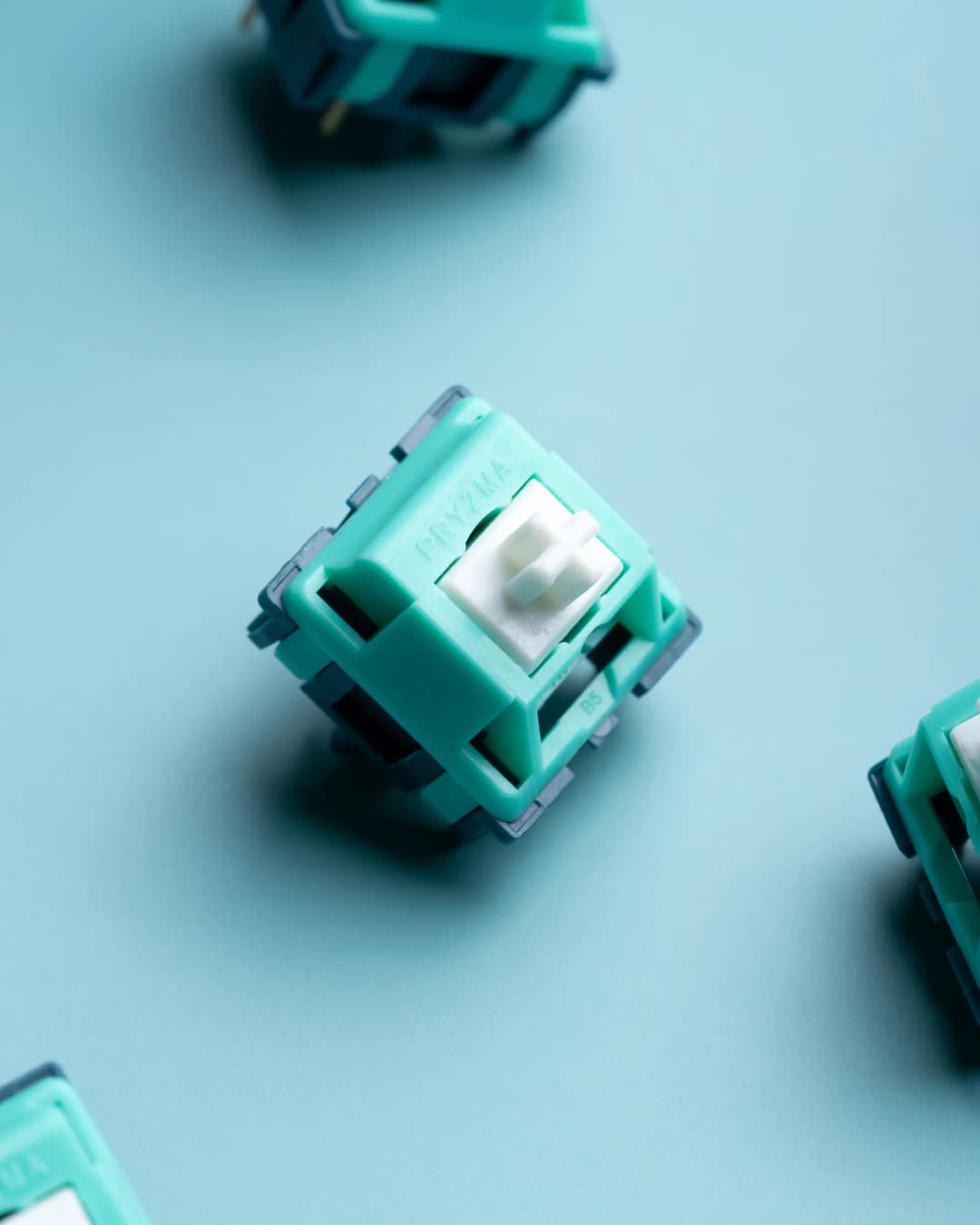 Pryzma Seafoam Linear Switches